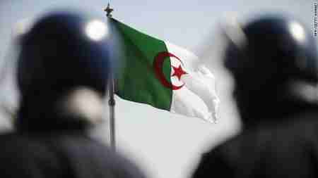 مصدر: الأمن الجزائري يعتقل قياديا بارزا بتنظيم القاعدة