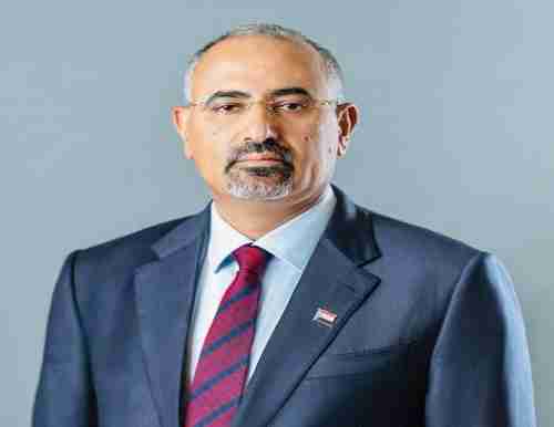 الرئيس الزُبيدي يُعزُّي في وفاة مستشار محافظ شبوة الشيخ طالب السليماني