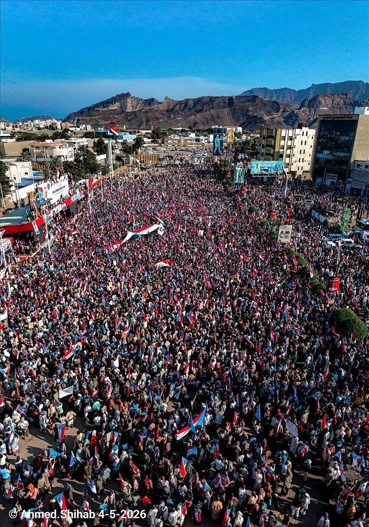 القضية الجنوبية قضية سياسية.. الخدمات والمرتبات لا تلغي حق شعب الجنوب في الاستقلال